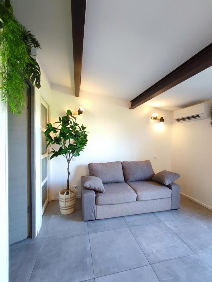 L'Ousto - Studio Avec Magnifique Terrasse A 5 Min De Cassis Roquefort-la-Bédoule Exterior foto